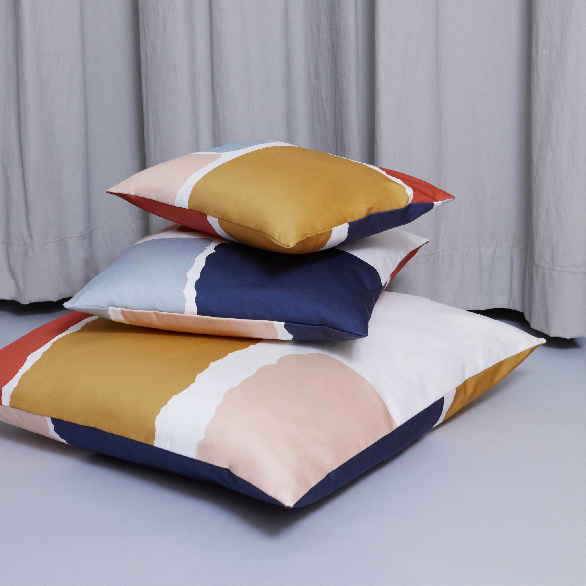 Cushion Formepiane x MONOMIO Special Edition Medium