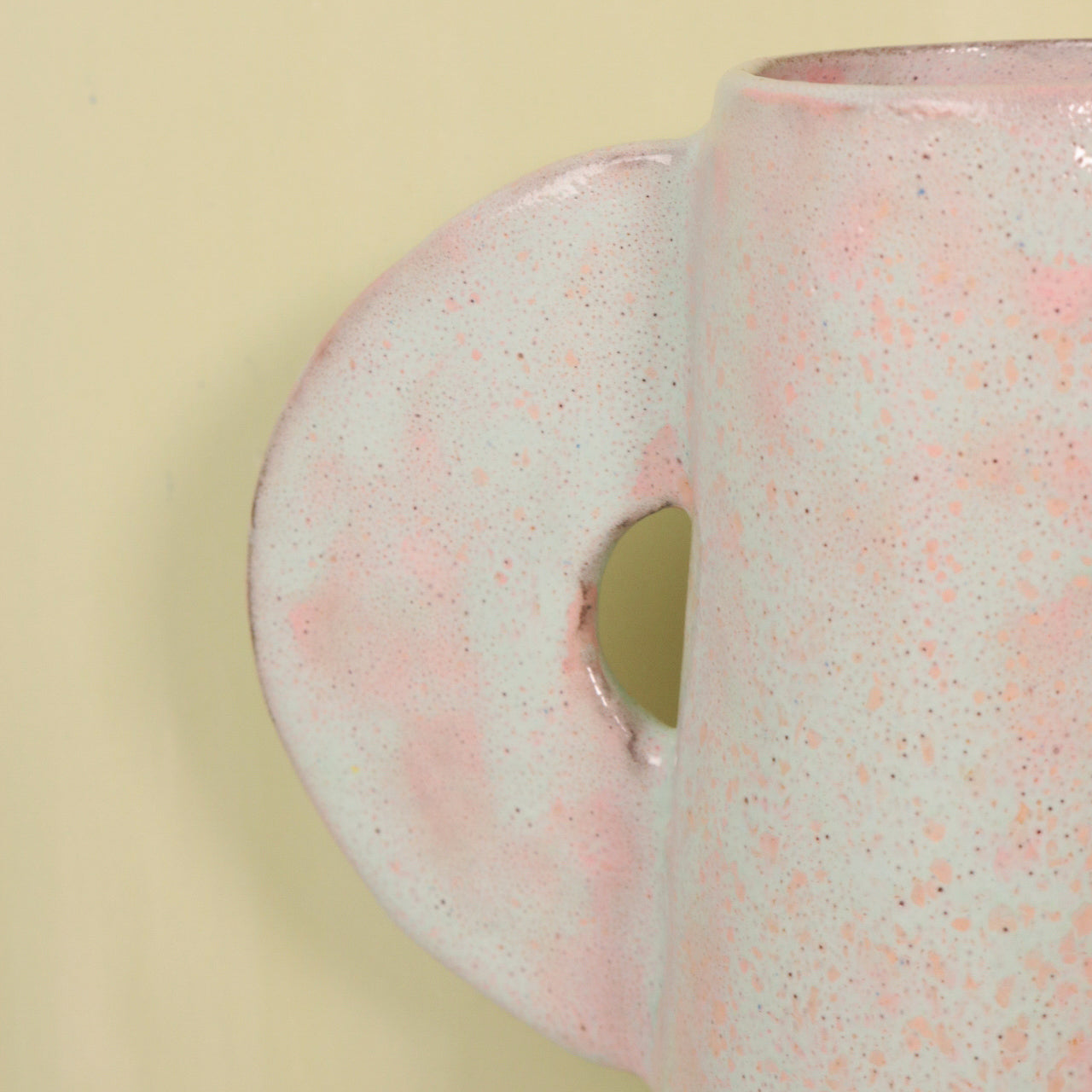 Ukkus Vase